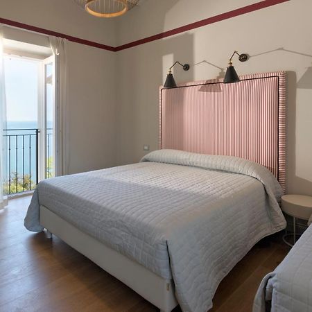 Diecidodici Boutiquerooms Sirolo Zewnętrze zdjęcie